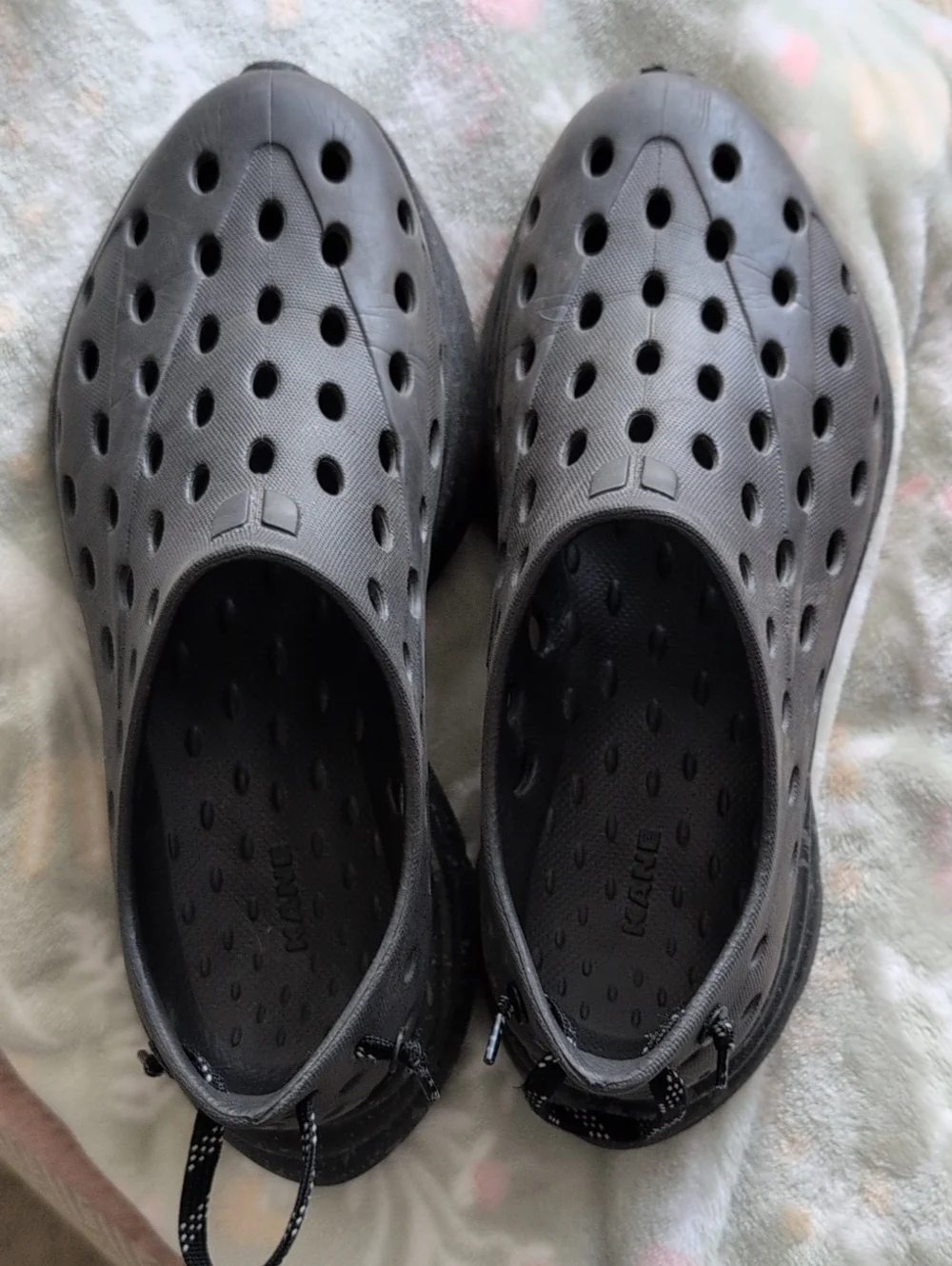 Dark Grey Kane Slip-On Recovery Shoe